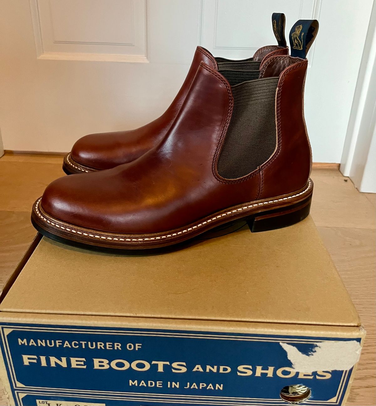 Photo by ELP on November 8, 2023 of the John Lofgren Chelsea Boots in Horween Timber Chromexcel.