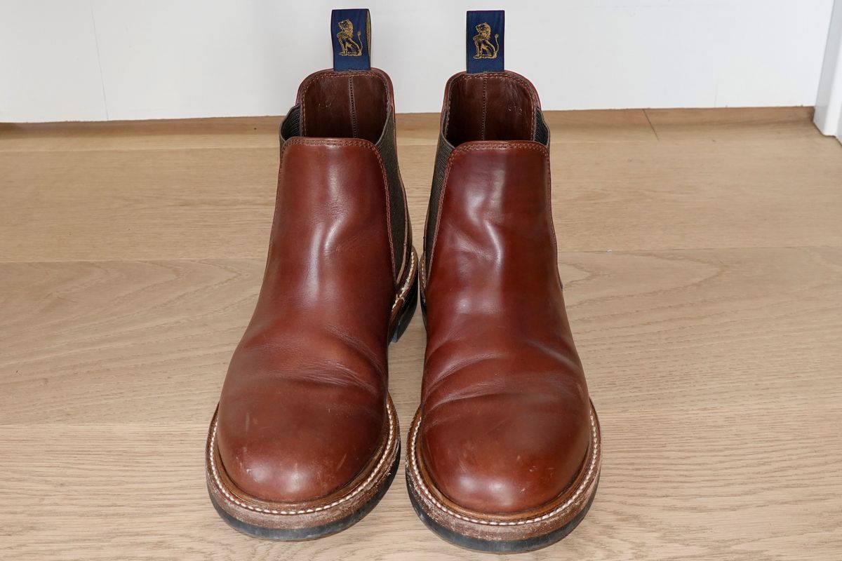 Photo by ELP on January 3, 2024 of the John Lofgren Chelsea Boots in Horween Timber Chromexcel.