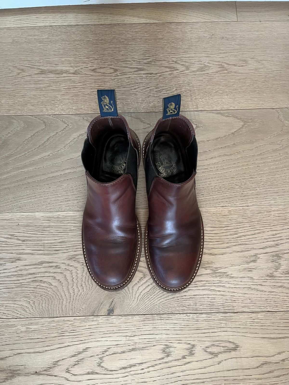 Photo by ELP on March 4, 2024 of the John Lofgren Chelsea Boots in Horween Timber Chromexcel.