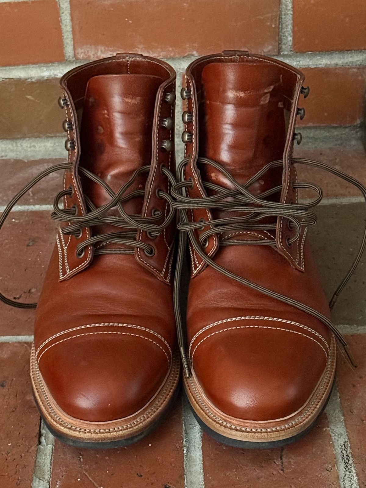 Photo by burrinboots on November 2, 2025 of the Parkhurst The Richmond in Maryam Bruciato TPR Horsebutt.