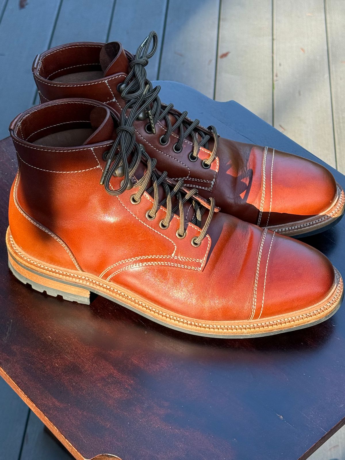 Photo by burrinboots on January 3, 2026 of the Parkhurst The Richmond in Maryam Bruciato TPR Horsebutt.