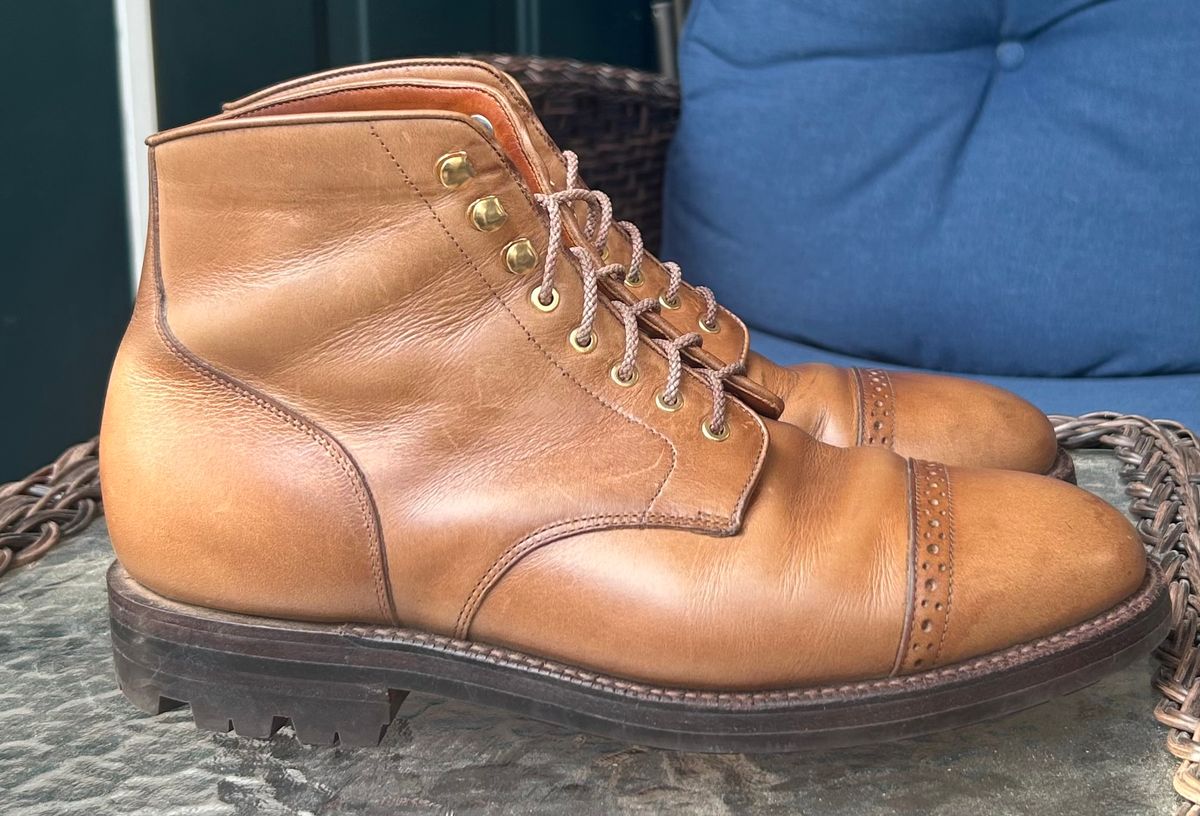 Photo by RedBeardBlueJeans on October 2, 2025 of the Grant Stone Garrison Boot in Horween Natural Chromexcel.