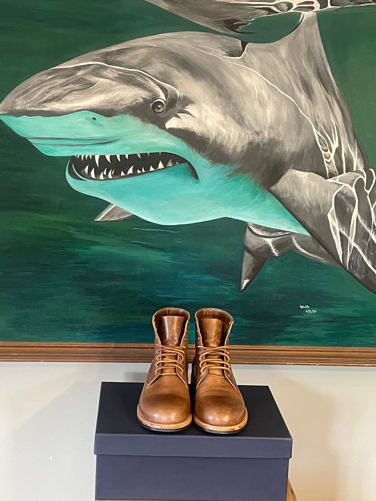 Photo by SharkBaitHooHaHA on September 30, 2023 of the Oak Street Bootmakers Trench Boot in Horween Natural Chromexcel.