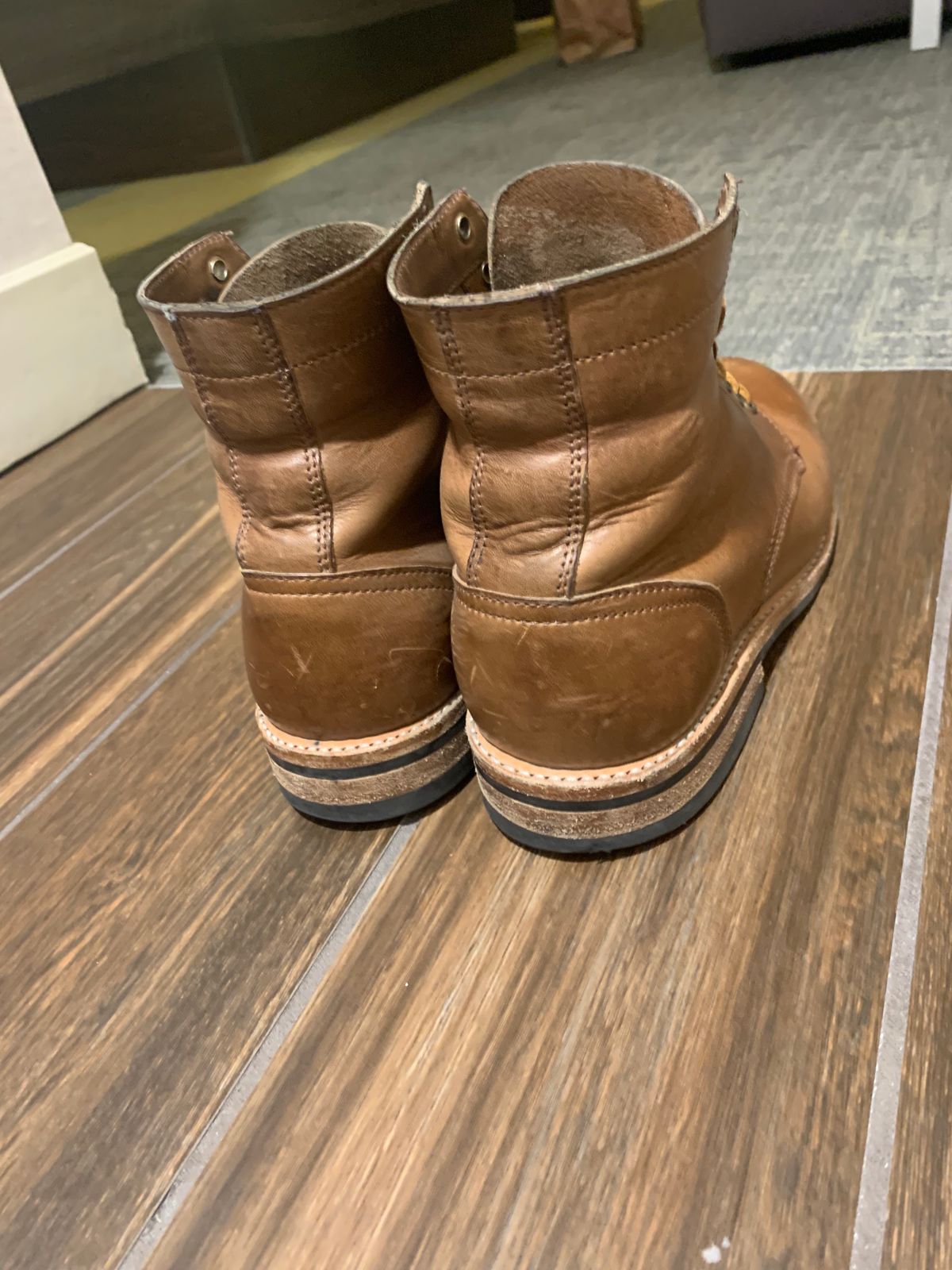 Photo by SharkBaitHooHaHA on December 6, 2023 of the Oak Street Bootmakers Trench Boot in Horween Natural Chromexcel.