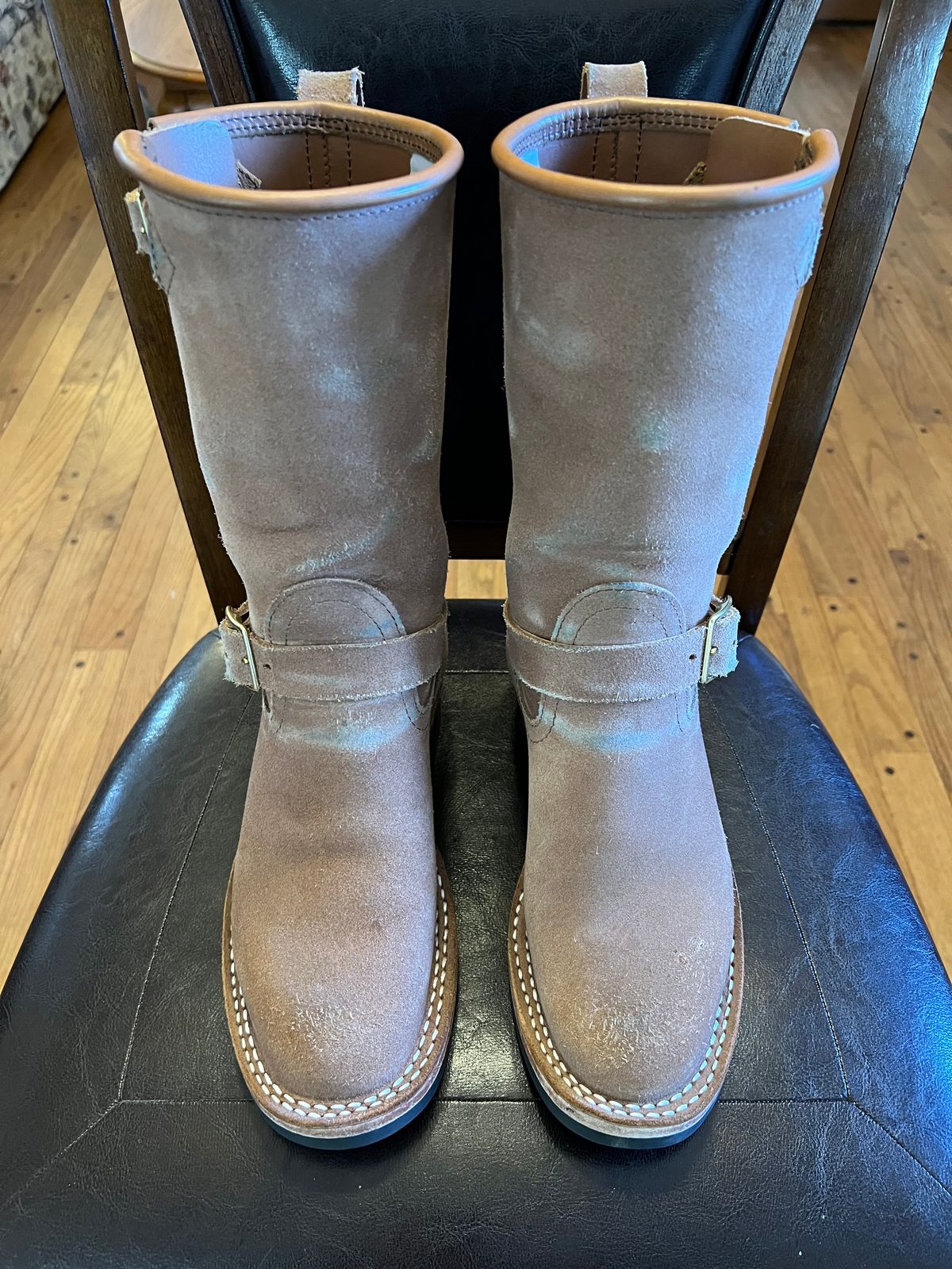 Photo by Ferachi on December 1, 2025 of the Nicks Brakeman in Seidel 1964 Tan Roughout.