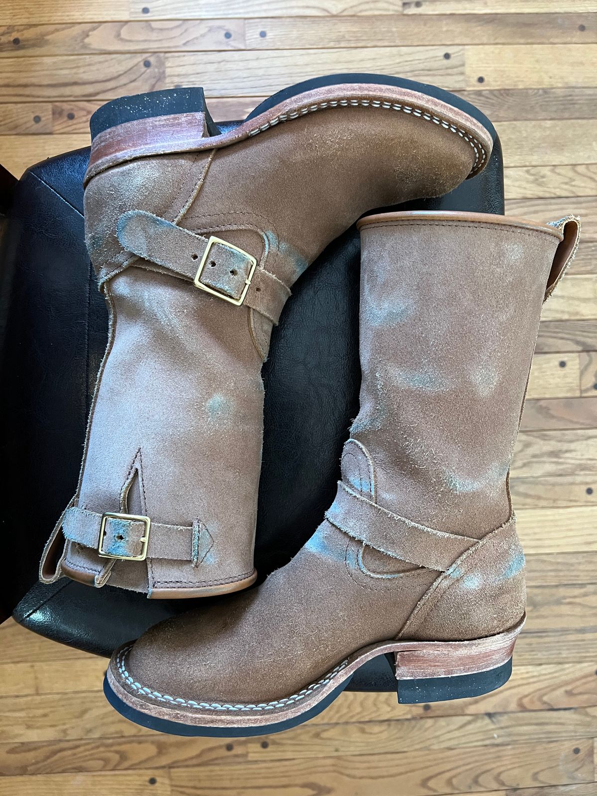 Photo by Ferachi on January 2, 2026 of the Nicks Brakeman in Seidel 1964 Tan Roughout.