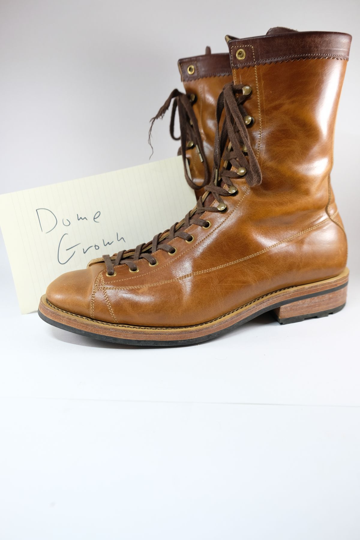 Photo by morosoleatherworks on November 2, 2023 of the Sagara Cordmaster in Conceria Cloe Superlux Horsebutt.