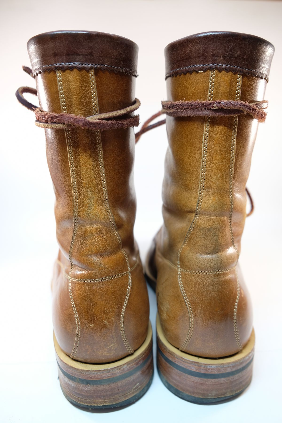 Photo by morosoleatherworks on January 5, 2024 of the Sagara Cordmaster in Conceria Cloe Superlux Horsebutt.