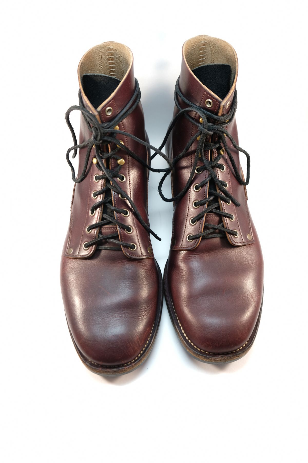 Photo by morosoleatherworks on December 31, 2025 of the NF Bootmaker Fritz Boot in Wickett & Craig Burgundy Burnt Harness.