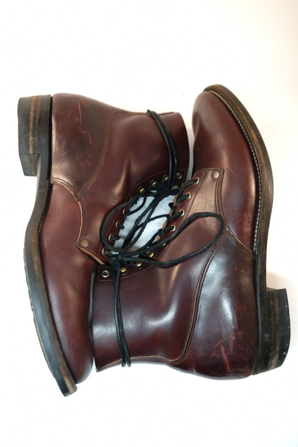 Photo by morosoleatherworks on February 5, 2026 of the NF Bootmaker Fritz Boot in Wickett & Craig Burgundy Burnt Harness.