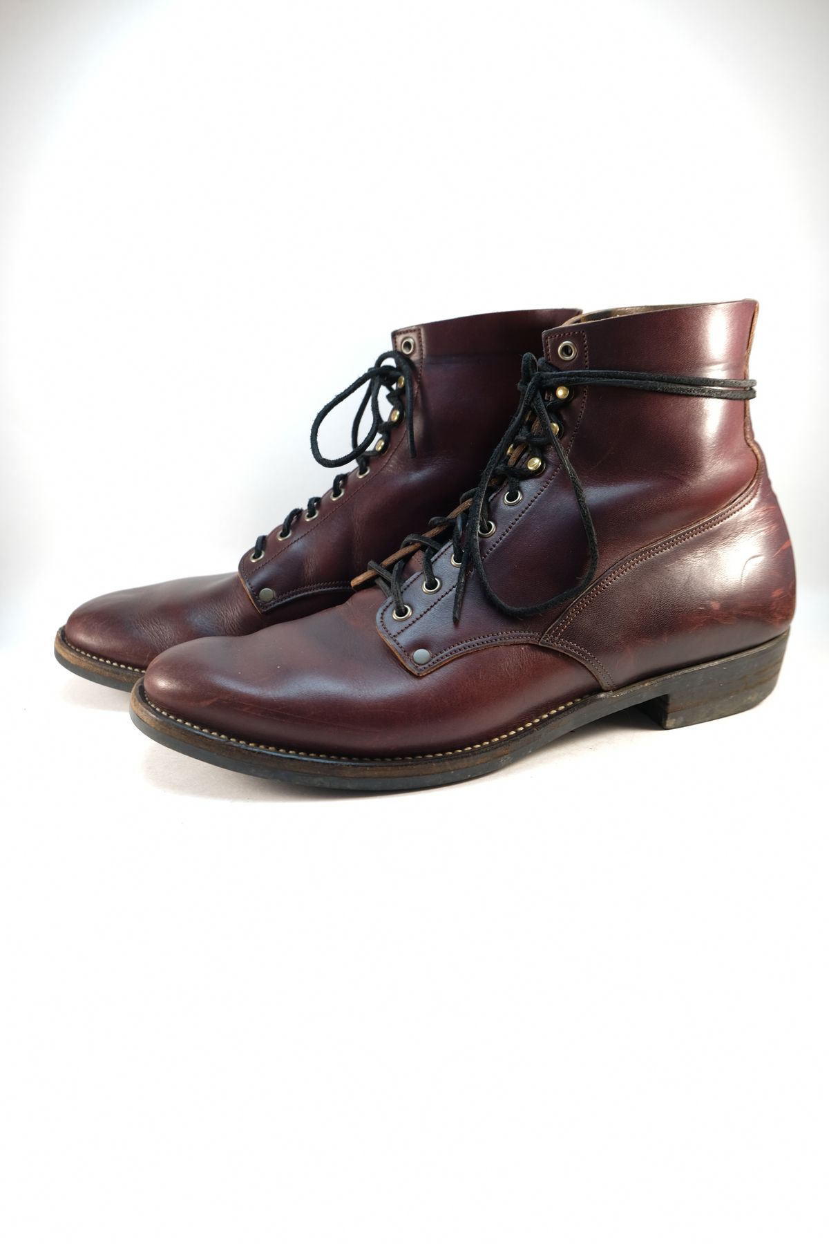 Photo by morosoleatherworks on March 4, 2026 of the NF Bootmaker Fritz Boot in Wickett & Craig Burgundy Burnt Harness.