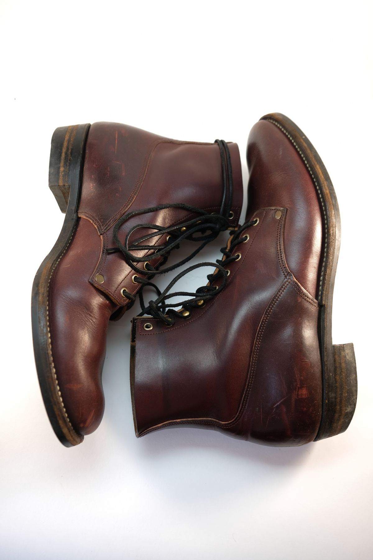 Photo by morosoleatherworks on March 4, 2026 of the NF Bootmaker Fritz Boot in Wickett & Craig Burgundy Burnt Harness.