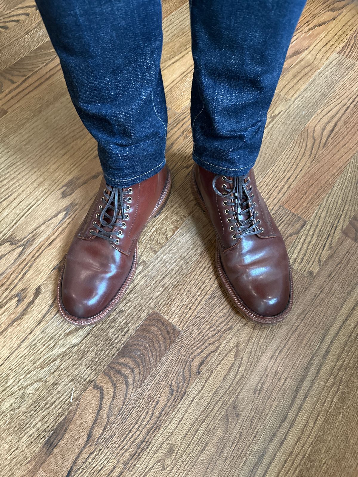 Photo by shaking.boots on October 14, 2024 of the Alden Plain Toe Boot in Horween Color 2 Shell Cordovan.