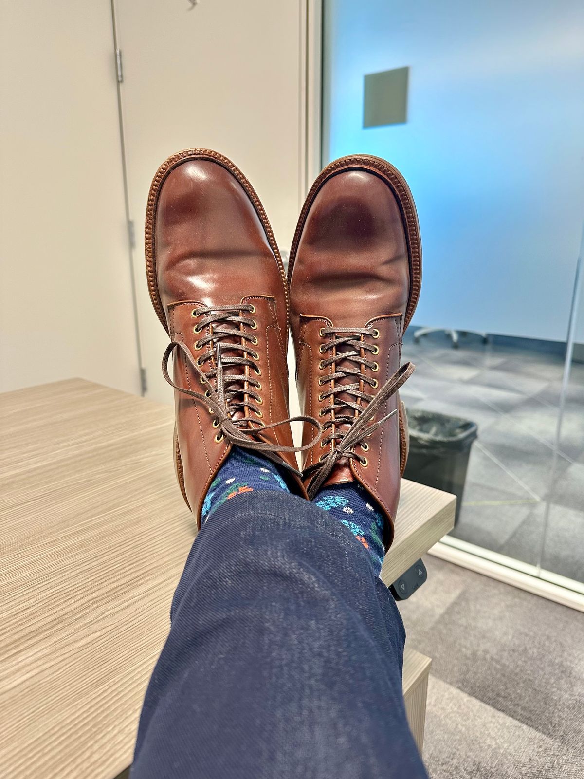 Photo by shaking.boots on October 18, 2024 of the Alden Plain Toe Boot in Horween Color 2 Shell Cordovan.