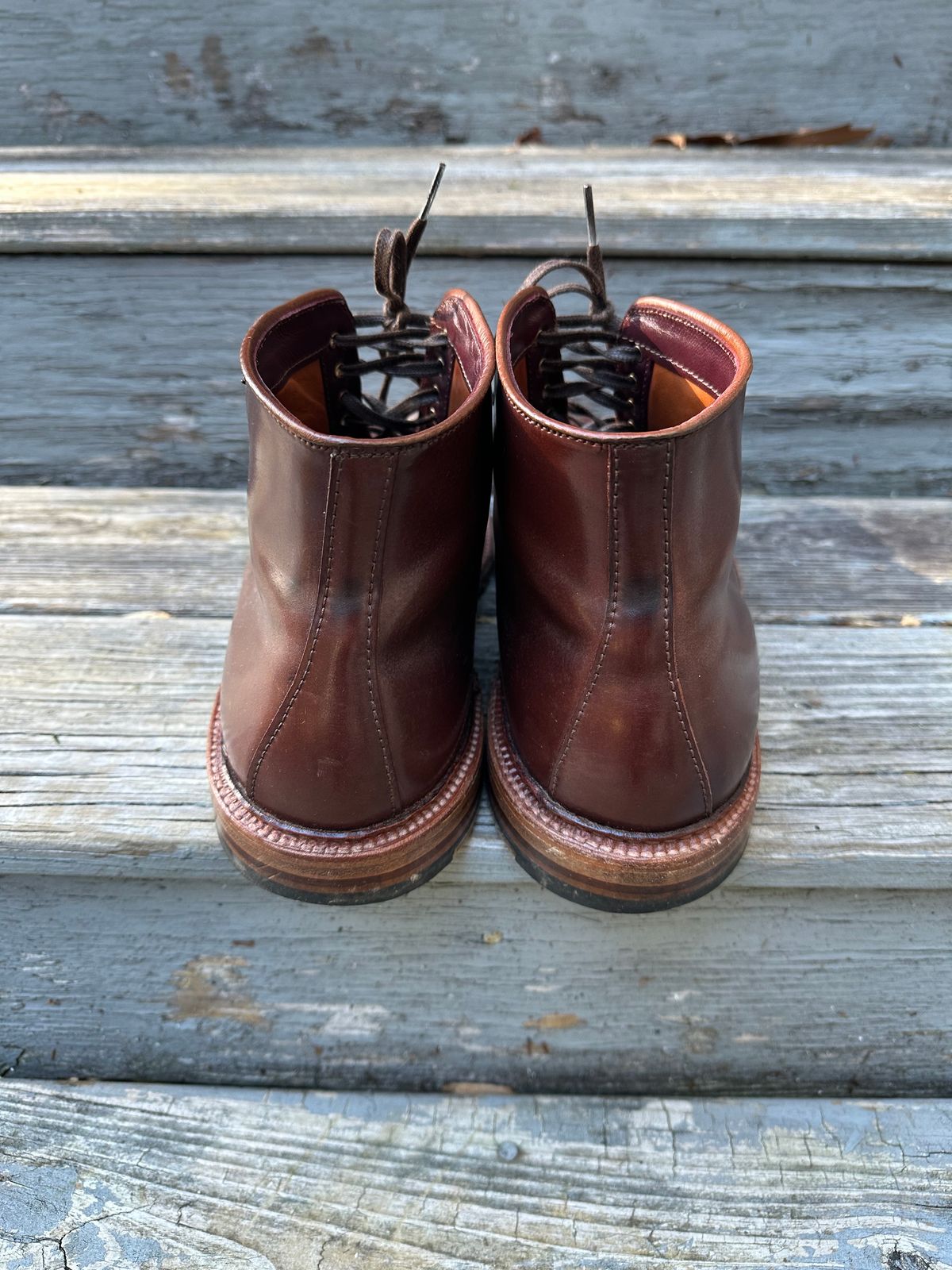 Photo by shaking.boots on January 4, 2025 of the Alden Plain Toe Boot in Horween Color 2 Shell Cordovan.