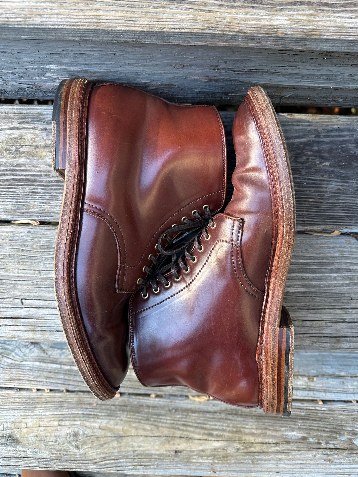 Photo by shaking.boots on January 4, 2025 of the Alden Plain Toe Boot in Horween Color 2 Shell Cordovan.