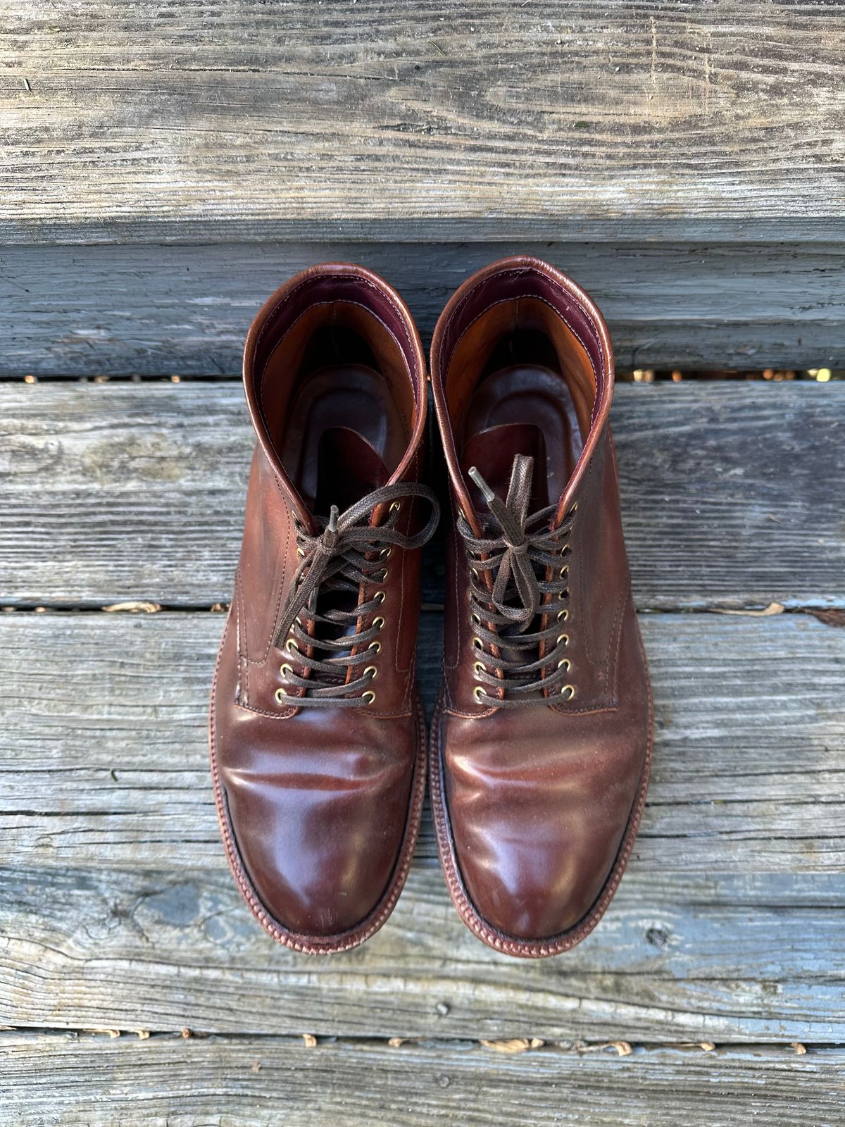 Photo by shaking.boots on January 4, 2025 of the Alden Plain Toe Boot in Horween Color 2 Shell Cordovan.