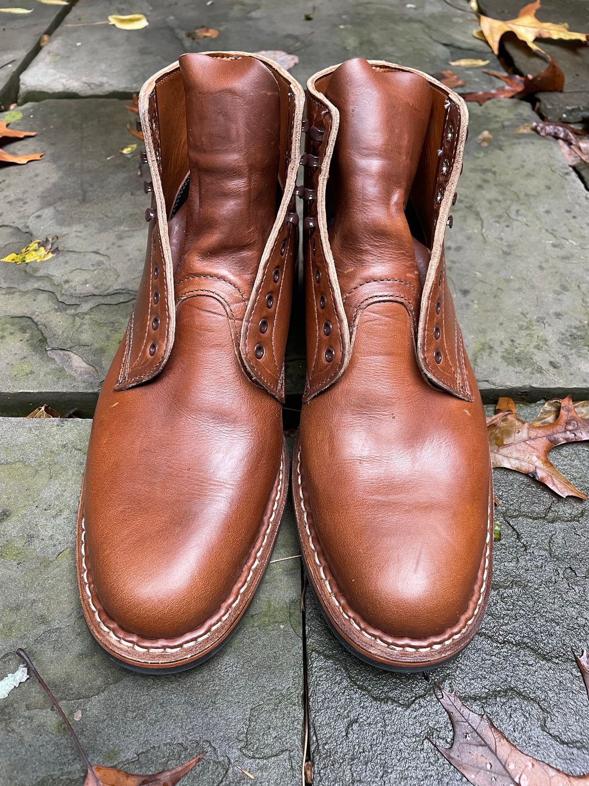 Photo by shaking.boots on October 5, 2022 of the White's Stevens (Plain Toe) in Horween British Tan Chromexcel.