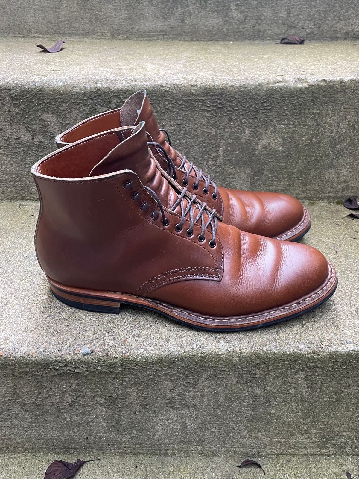 Photo by shaking.boots on November 4, 2022 of the White's Stevens (Plain Toe) in Horween British Tan Chromexcel.