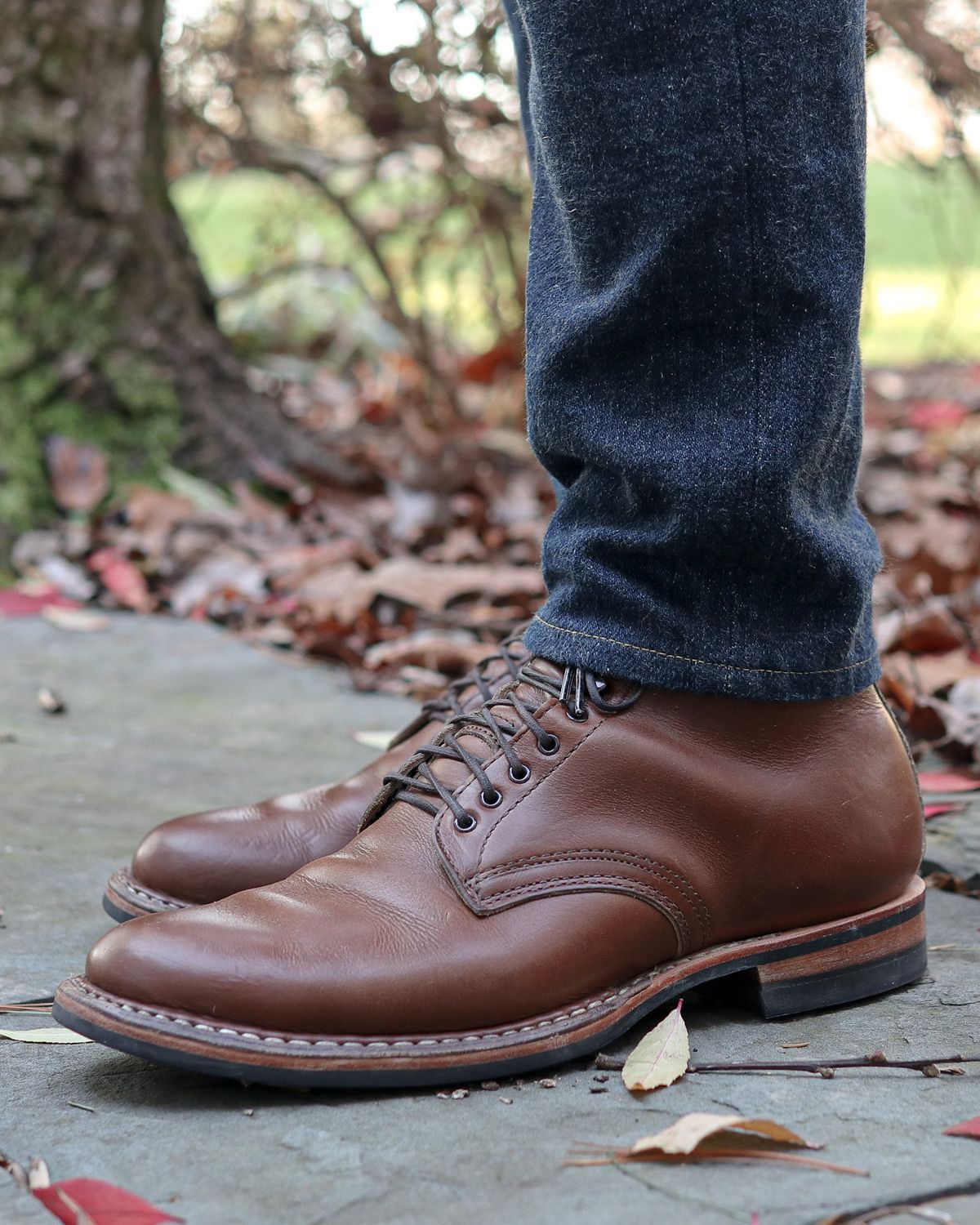 Photo by shaking.boots on December 5, 2022 of the White's Stevens (Plain Toe) in Horween British Tan Chromexcel.