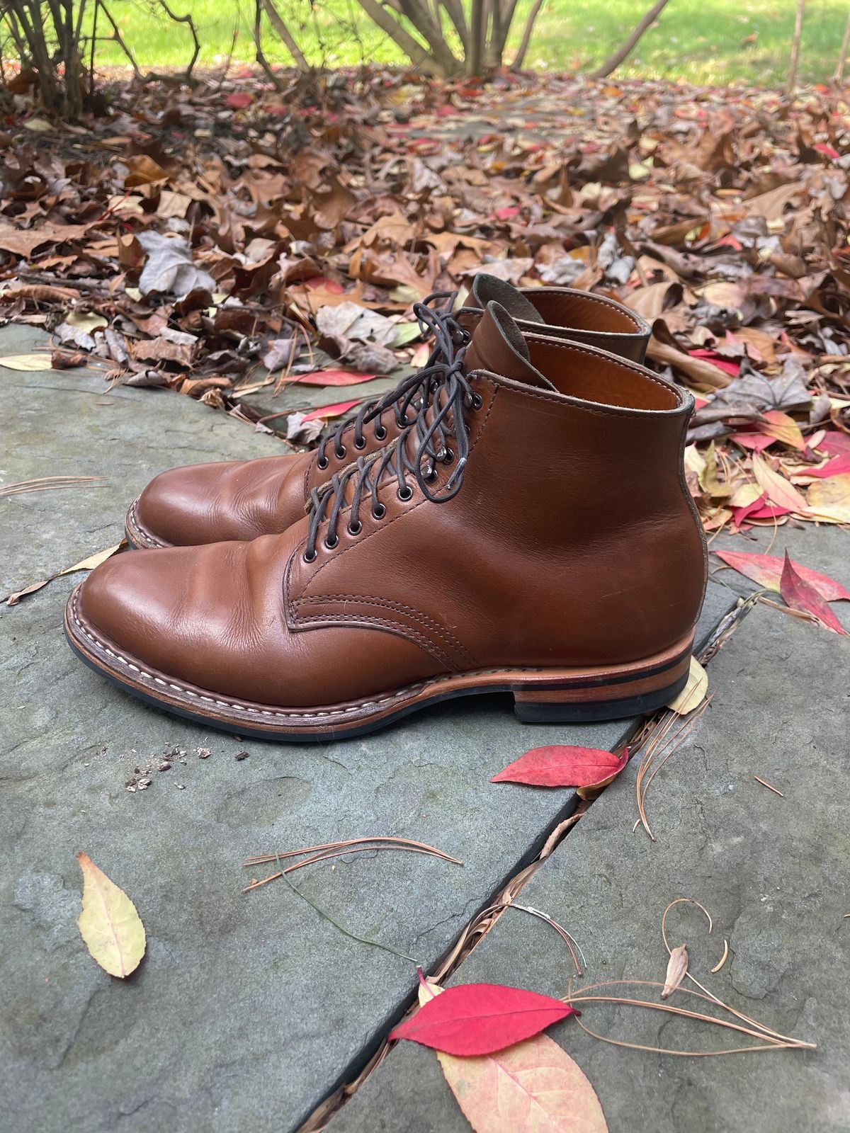 Photo by shaking.boots on December 5, 2022 of the White's Stevens (Plain Toe) in Horween British Tan Chromexcel.