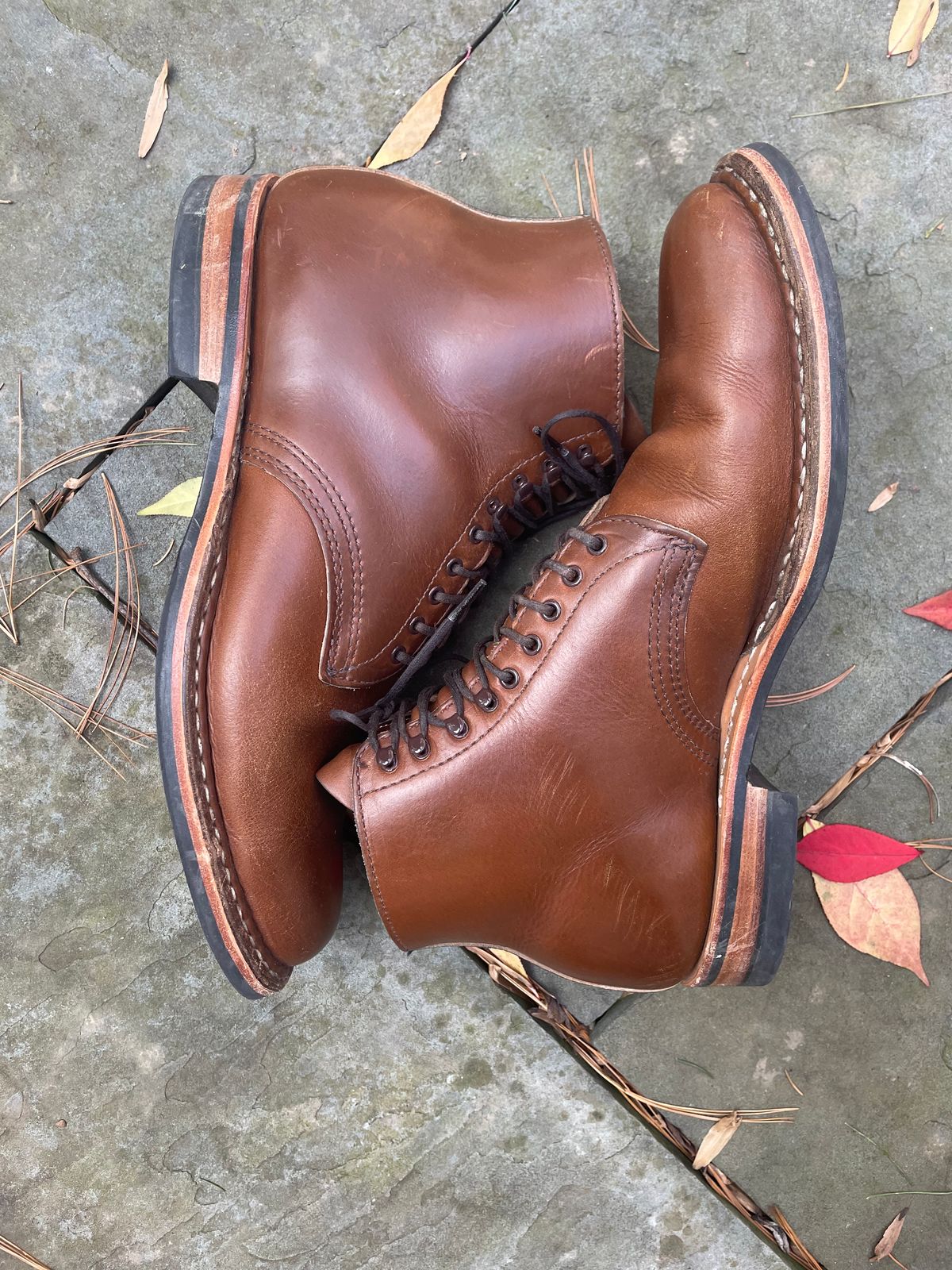 Photo by shaking.boots on December 5, 2022 of the White's Stevens (Plain Toe) in Horween British Tan Chromexcel.