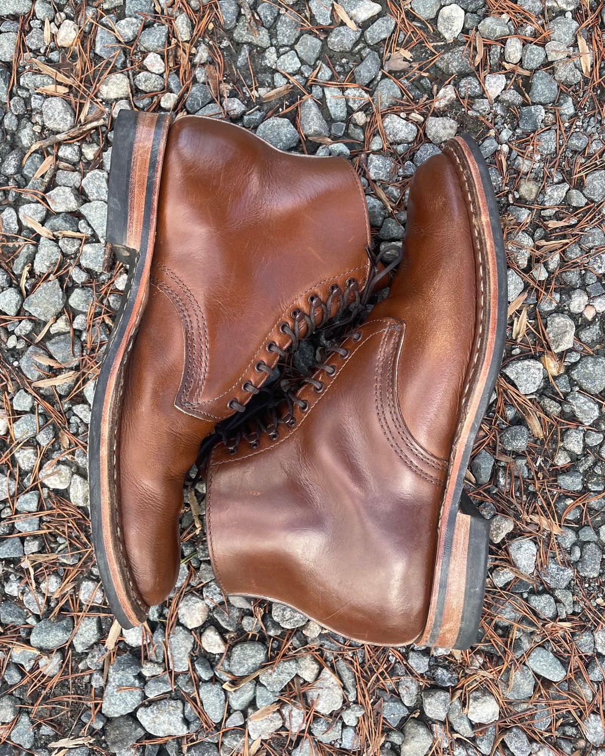 Photo by shaking.boots on January 5, 2023 of the White's Stevens (Plain Toe) in Horween British Tan Chromexcel.