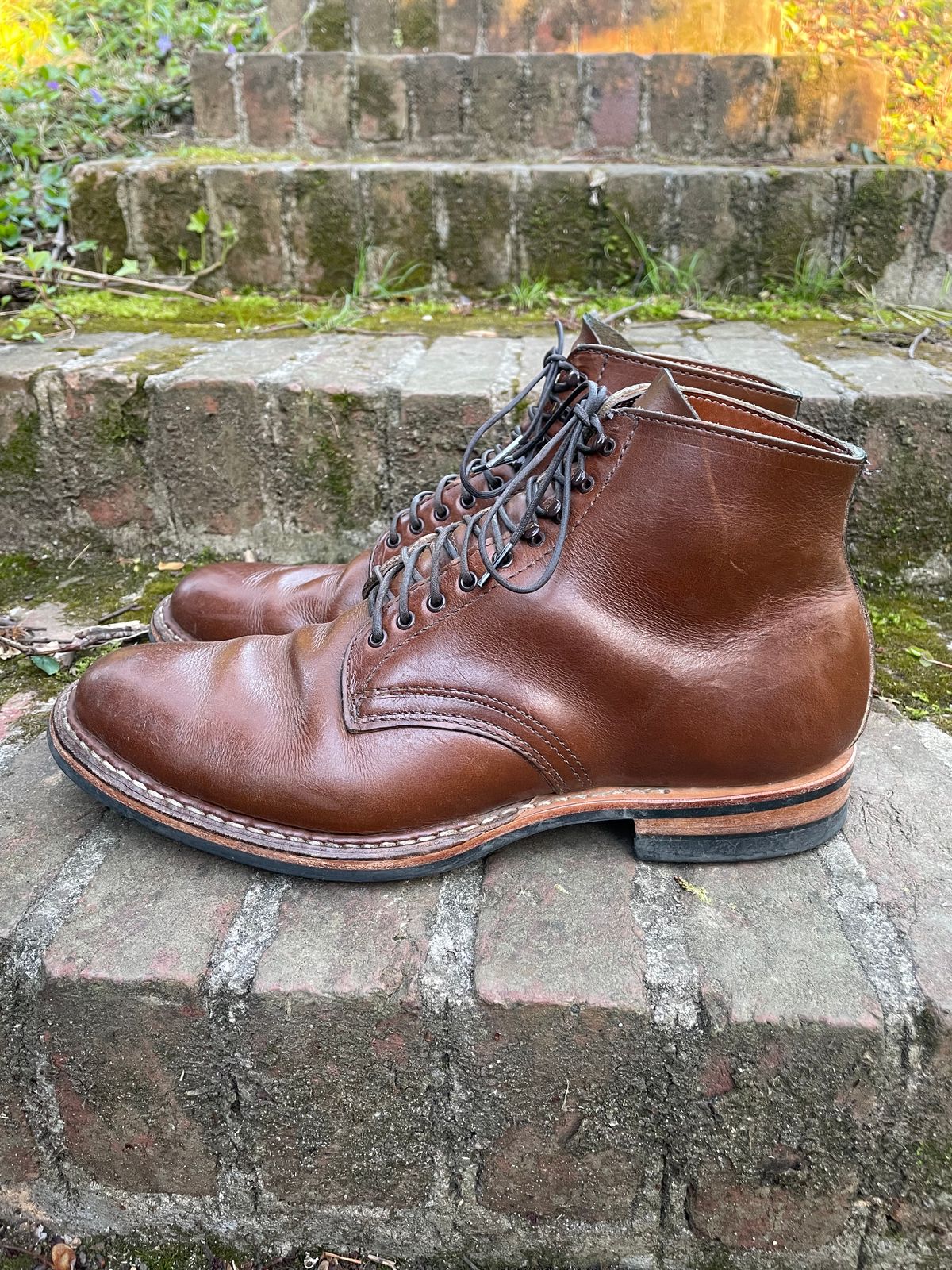 Photo by shaking.boots on April 3, 2023 of the White's Stevens (Plain Toe) in Horween British Tan Chromexcel.