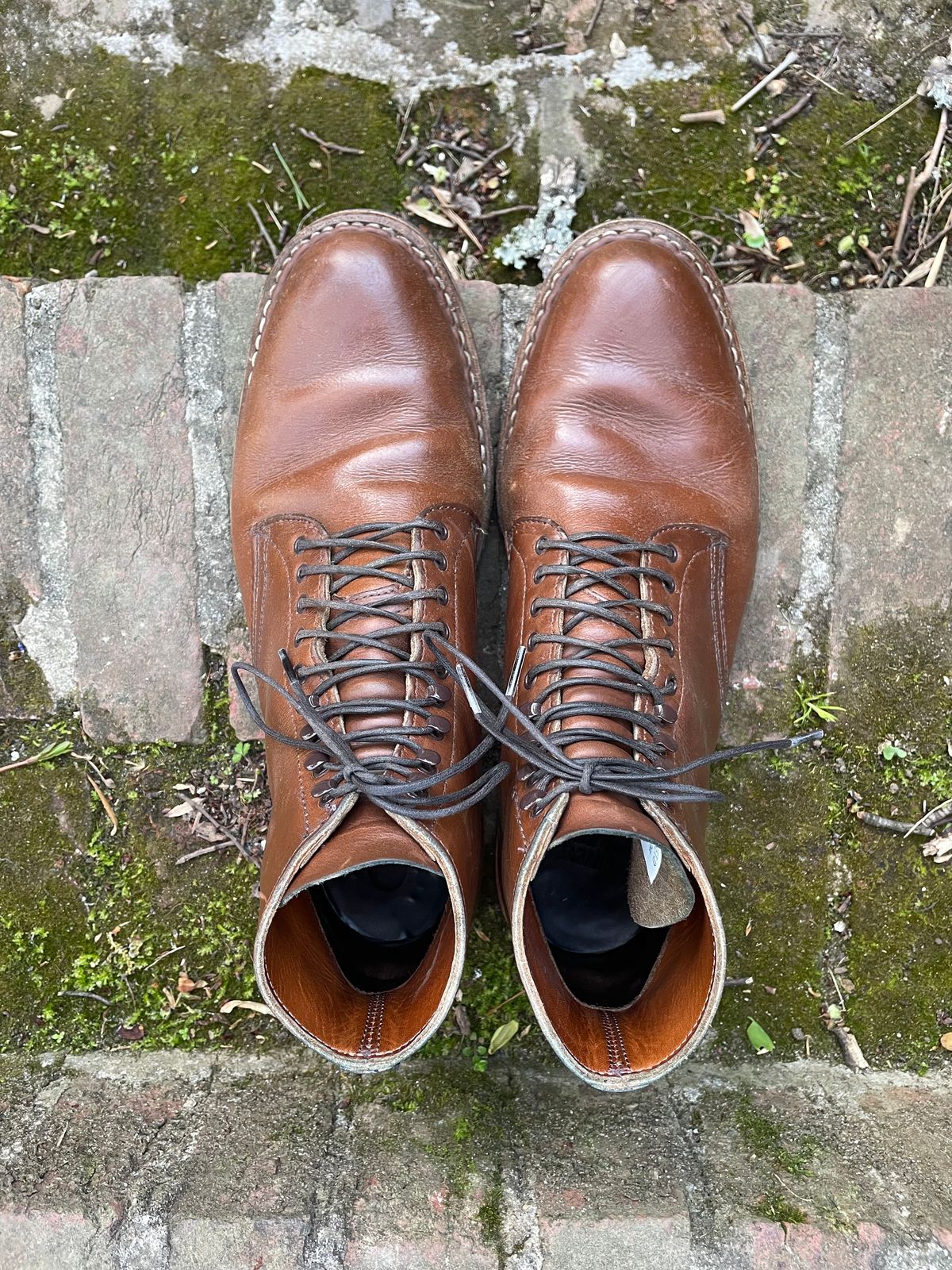 Photo by shaking.boots on April 3, 2023 of the White's Stevens (Plain Toe) in Horween British Tan Chromexcel.