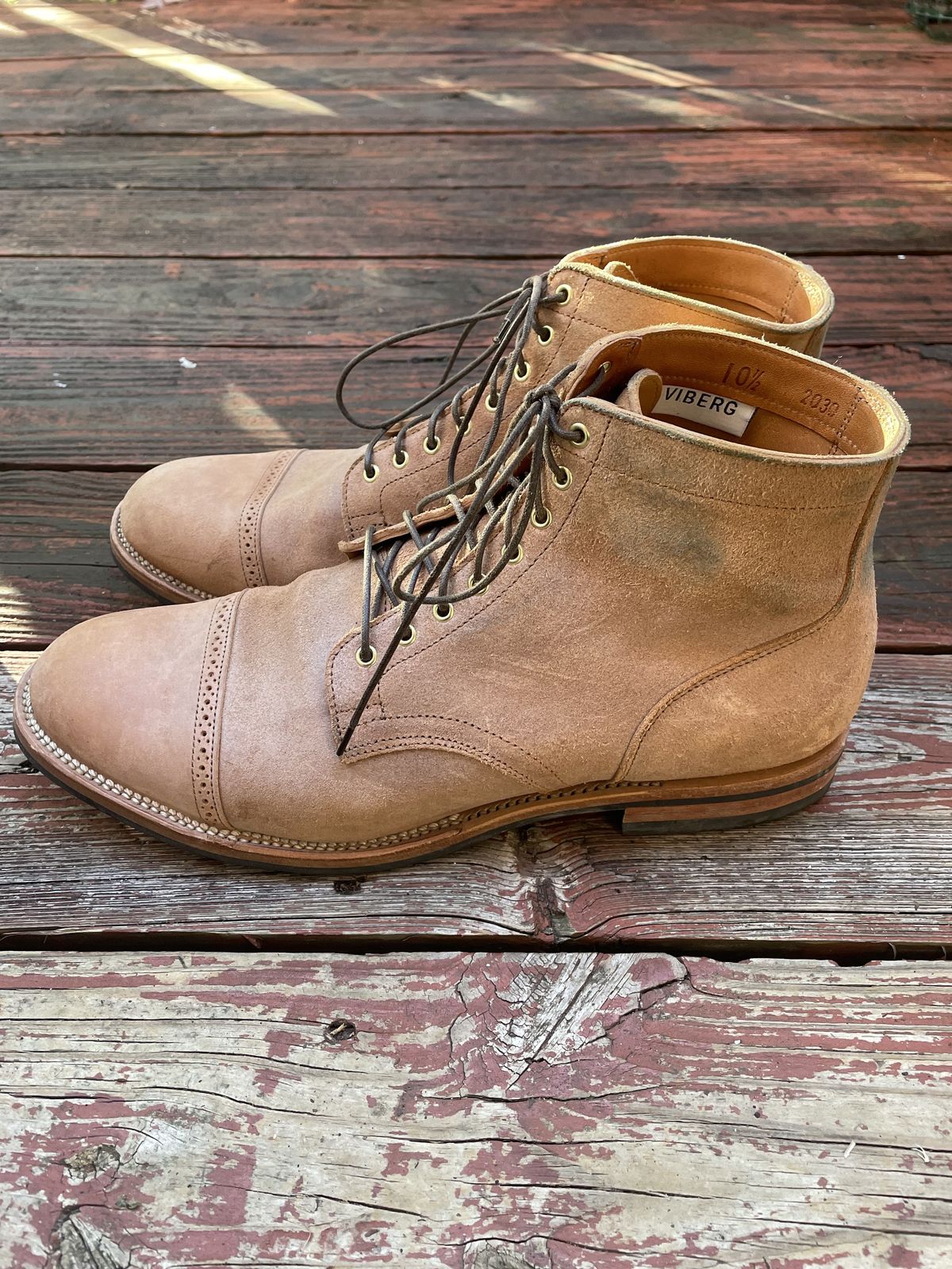 Photo by shaking.boots on November 3, 2021 of the Viberg Service Boot BCT in Unknown Material.