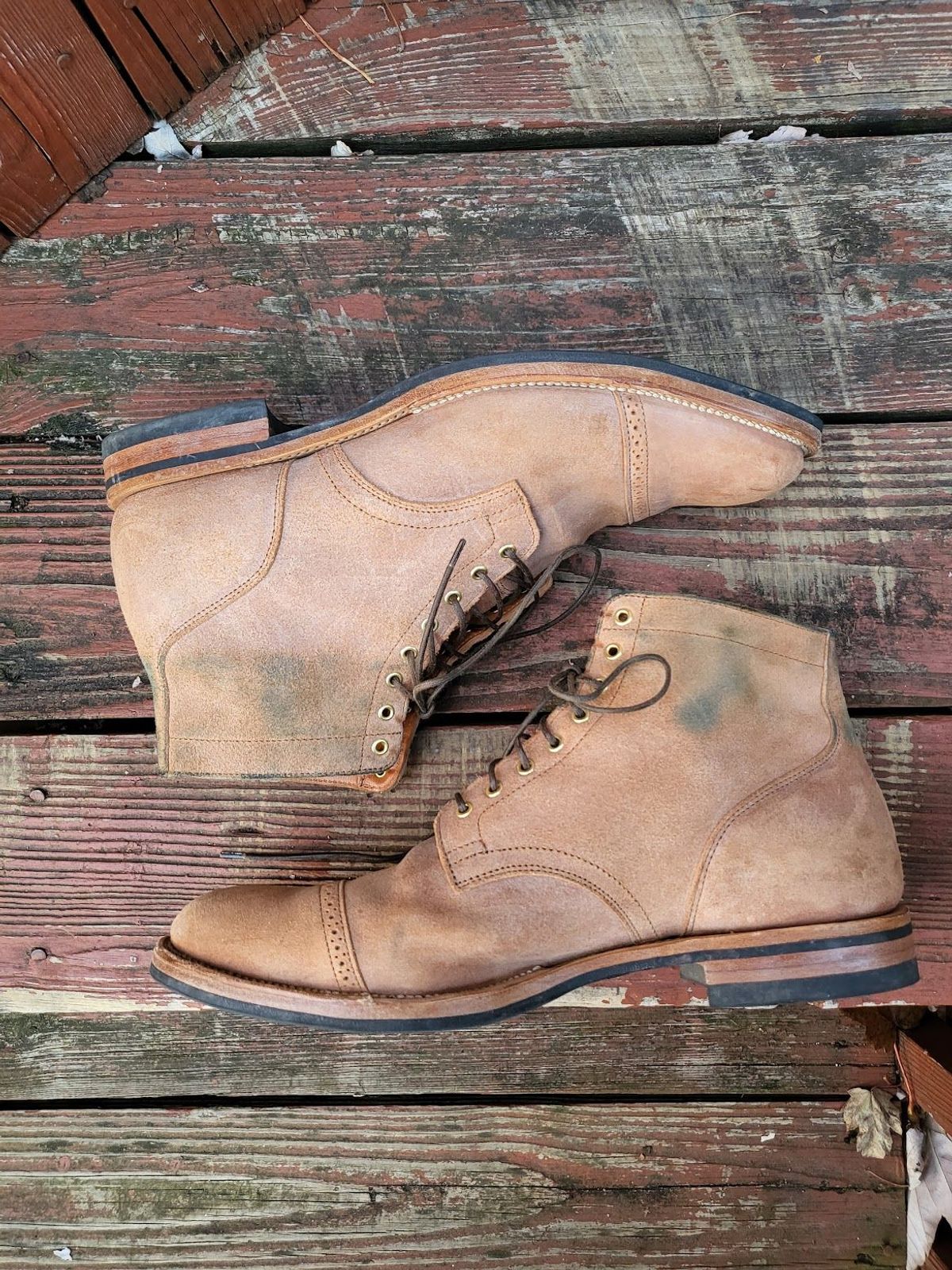 Photo by shaking.boots on December 5, 2021 of the Viberg Service Boot BCT in Unknown Material.