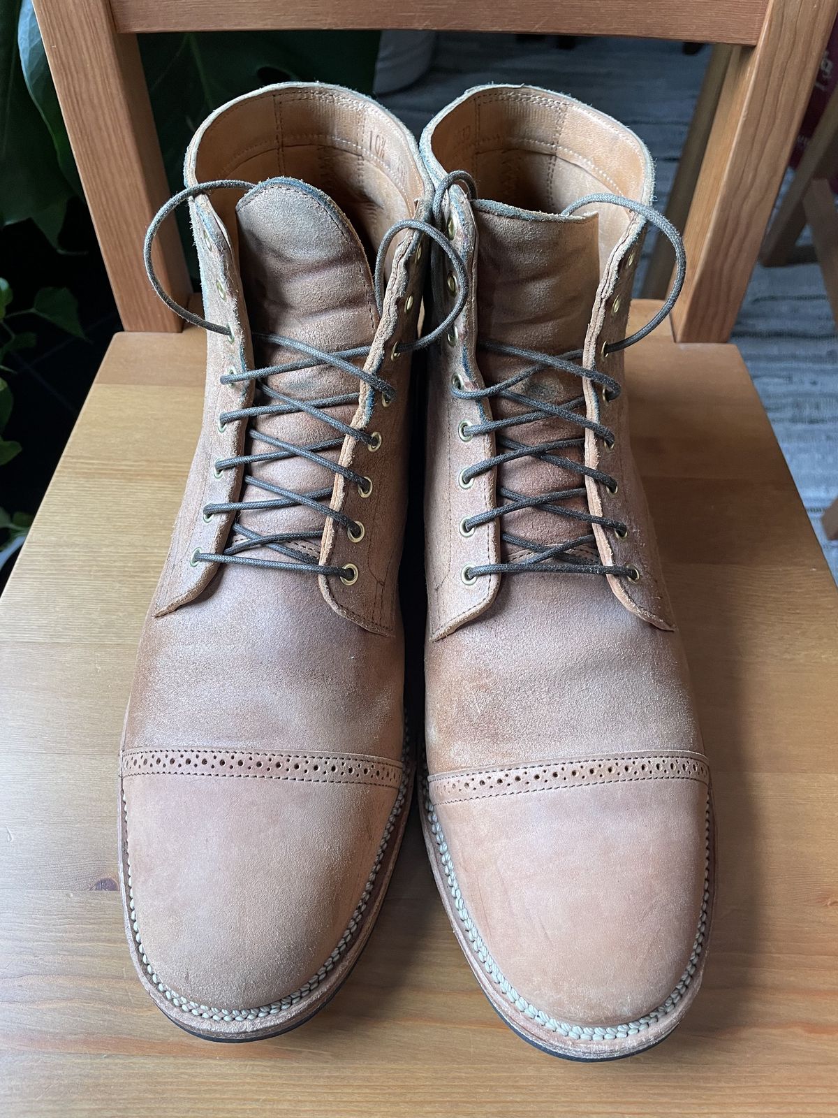 Photo by shaking.boots on January 5, 2022 of the Viberg Service Boot BCT in Unknown Material.
