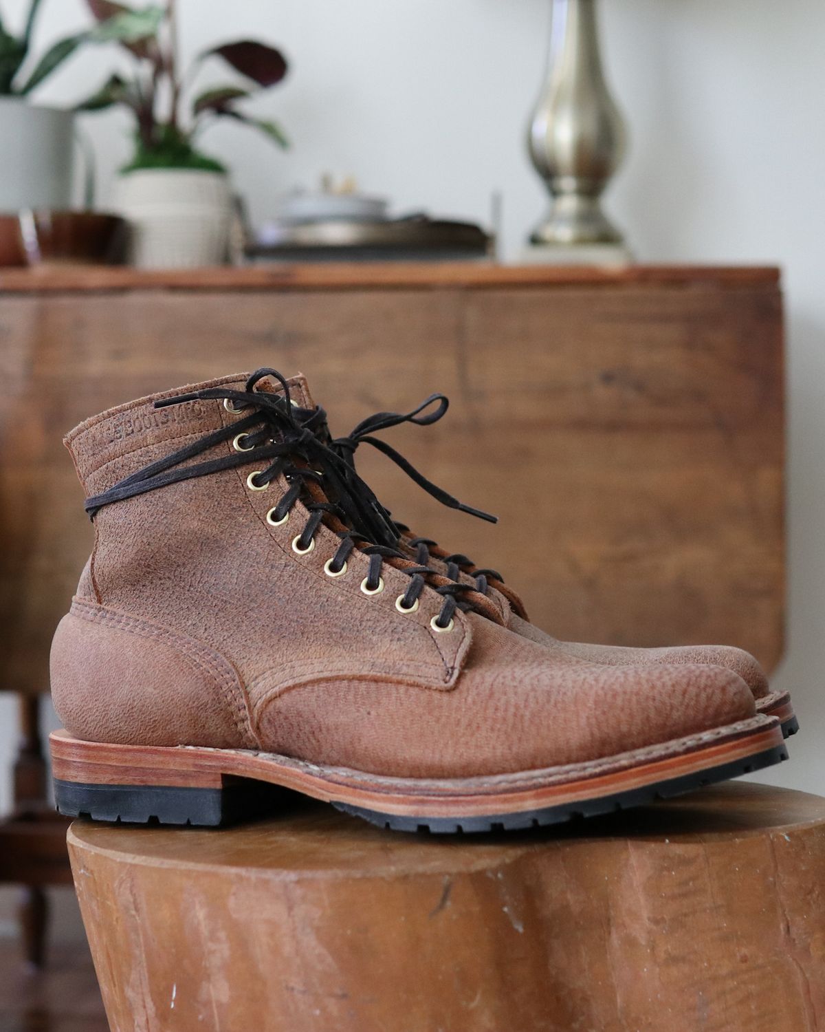 Photo by shaking.boots on October 3, 2023 of the White's MP-Sherman Plain Toe in New Rosewood Waxed Elk Unicorn.