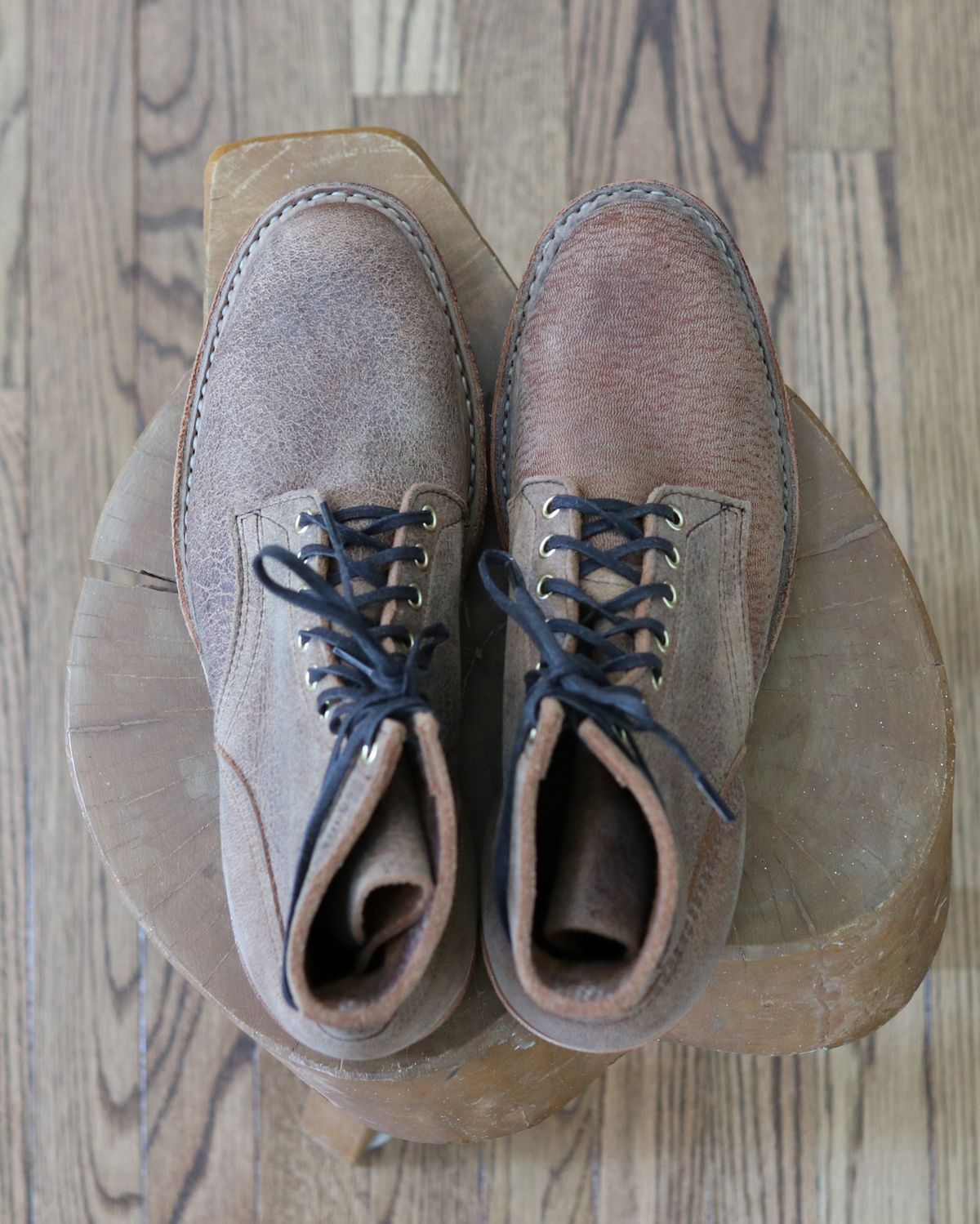 Photo by shaking.boots on October 3, 2023 of the White's MP-Sherman Plain Toe in New Rosewood Waxed Elk Unicorn.