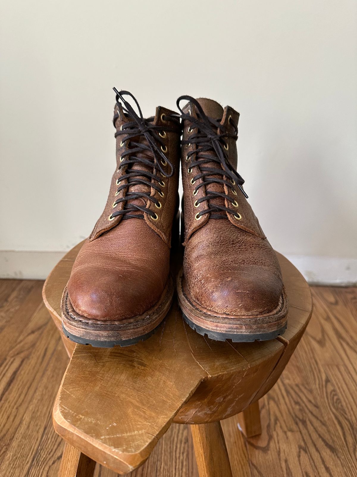 Photo by shaking.boots on February 5, 2024 of the White's MP-Sherman Plain Toe in New Rosewood Waxed Elk Unicorn.