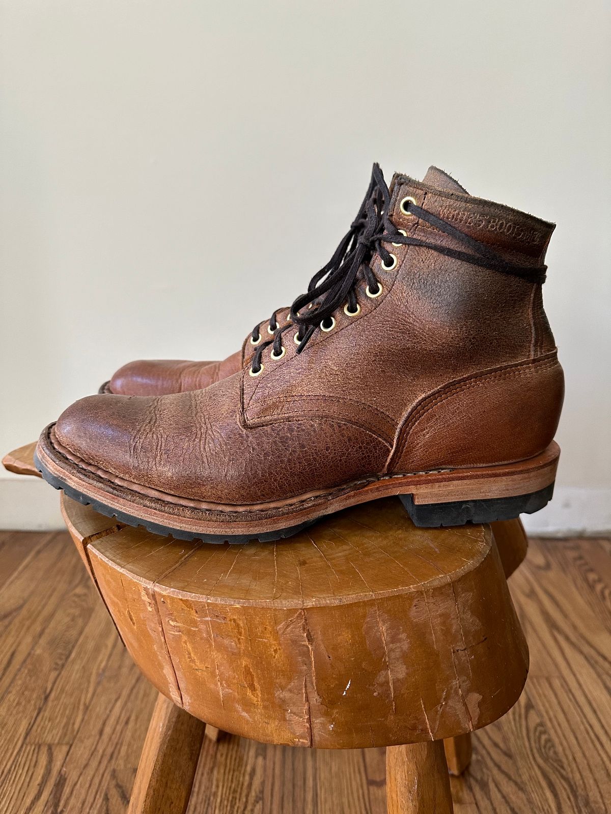 Photo by shaking.boots on February 5, 2024 of the White's MP-Sherman Plain Toe in New Rosewood Waxed Elk Unicorn.