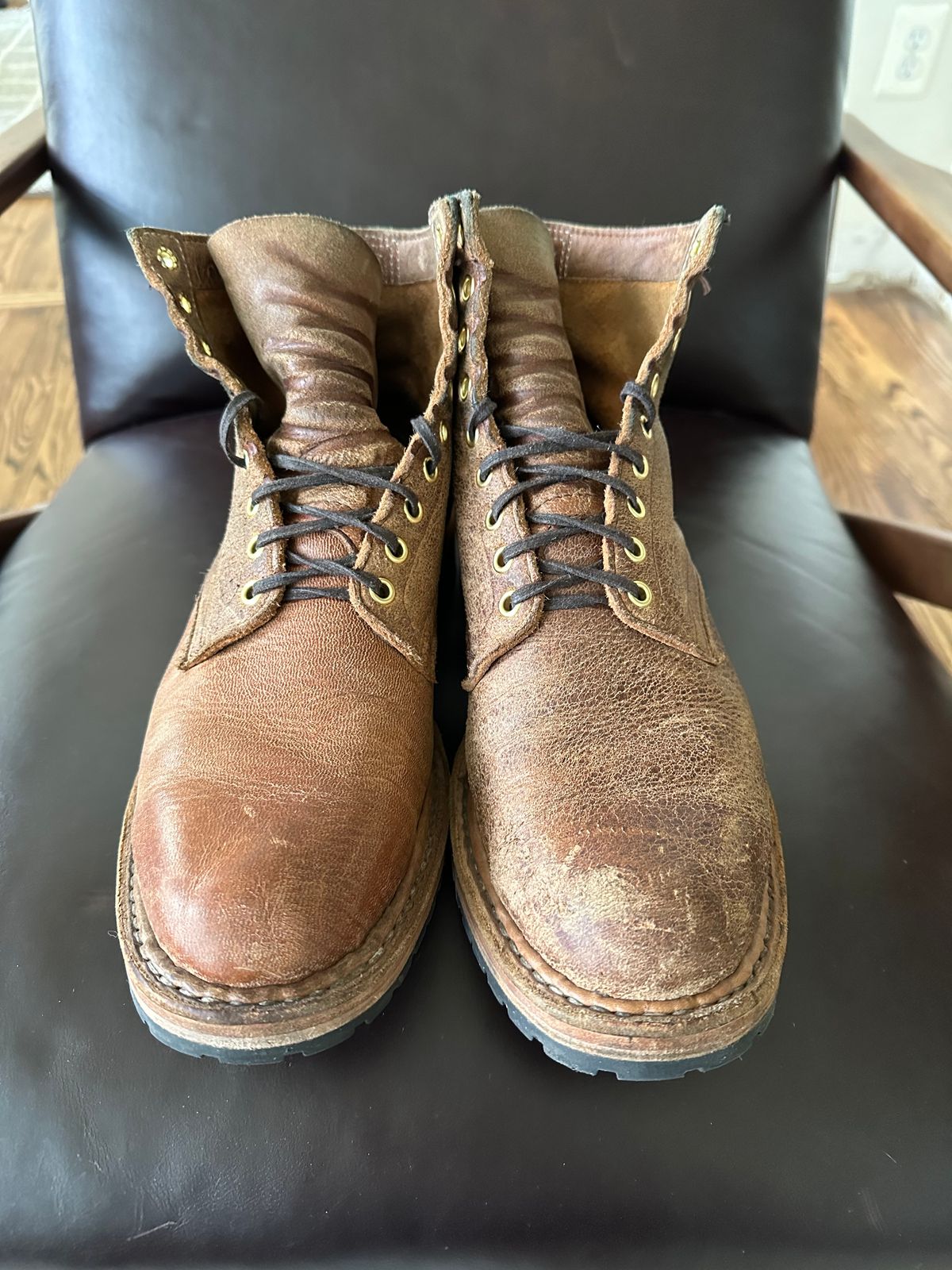 Photo by shaking.boots on April 5, 2024 of the White's MP-Sherman Plain Toe in New Rosewood Waxed Elk Unicorn.