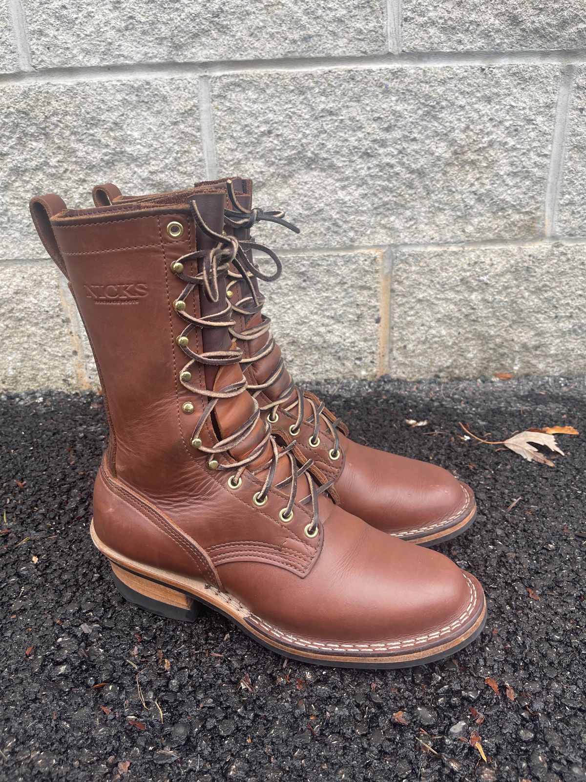 Photo by Macedo on December 3, 2023 of the Nicks Ranger in Seidel 1964 Brown.