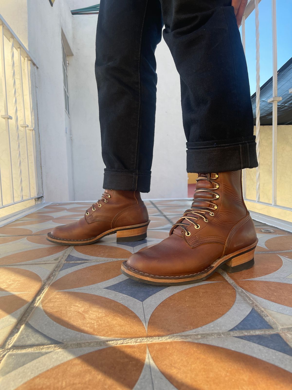 Photo by Macedo on January 3, 2024 of the Nicks Ranger in Seidel 1964 Brown.