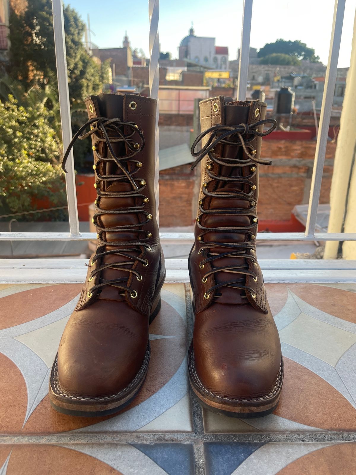 Photo by Macedo on January 3, 2024 of the Nicks Ranger in Seidel 1964 Brown.
