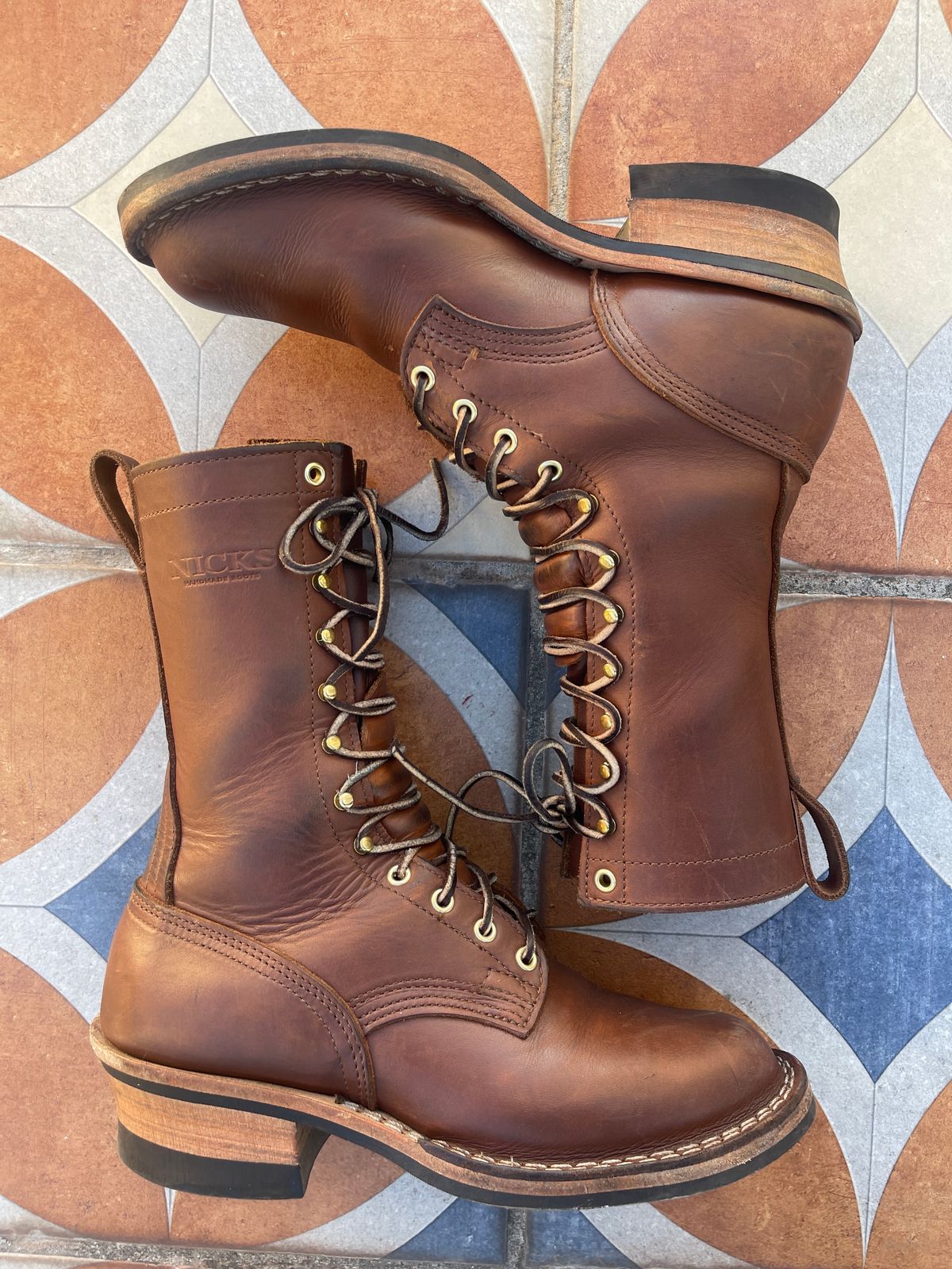 Photo by Macedo on January 3, 2024 of the Nicks Ranger in Seidel 1964 Brown.