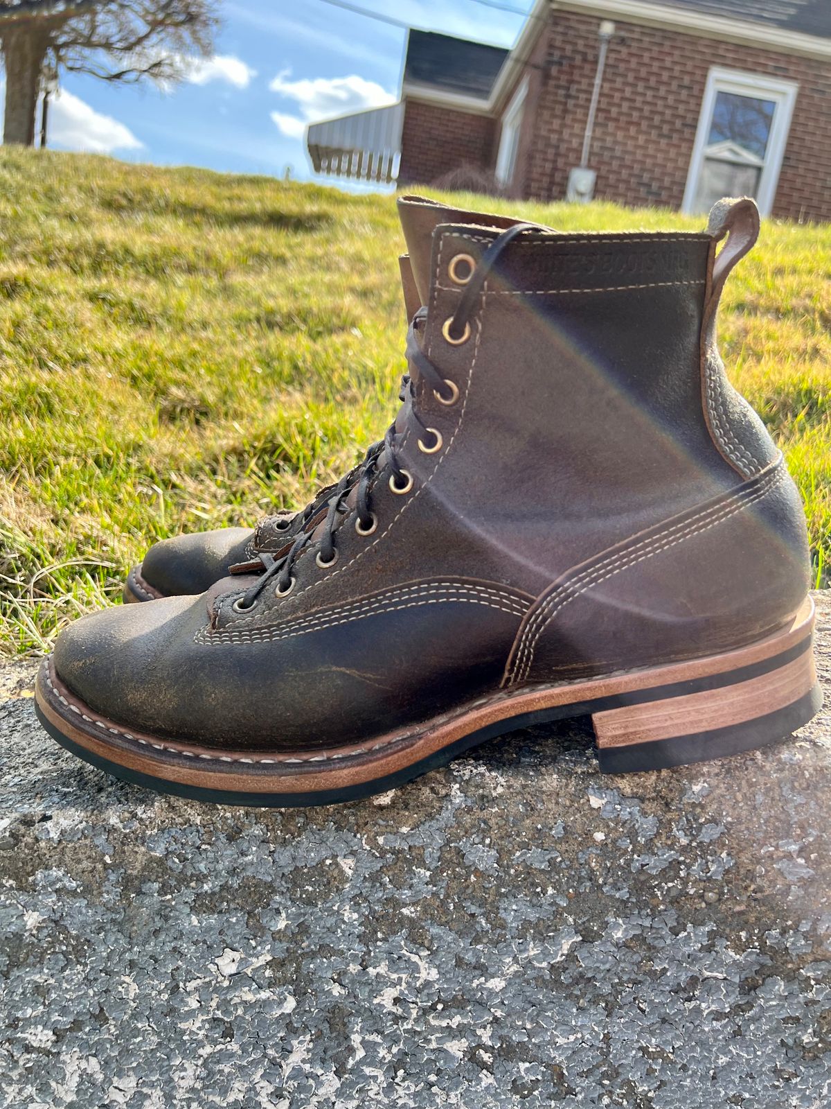 Photo by righturnclyde on March 5, 2023 of the White's Unlisted Model in Horween Olive Waxed Flesh.