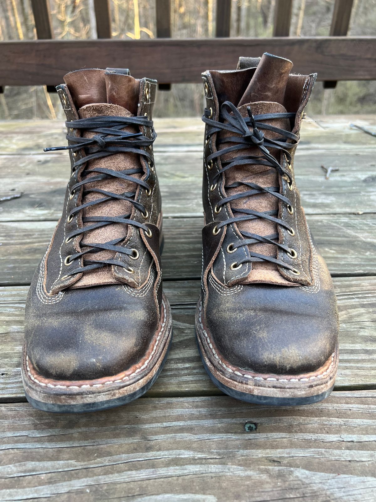 Photo by righturnclyde on April 3, 2023 of the White's Unlisted Model in Horween Olive Waxed Flesh.