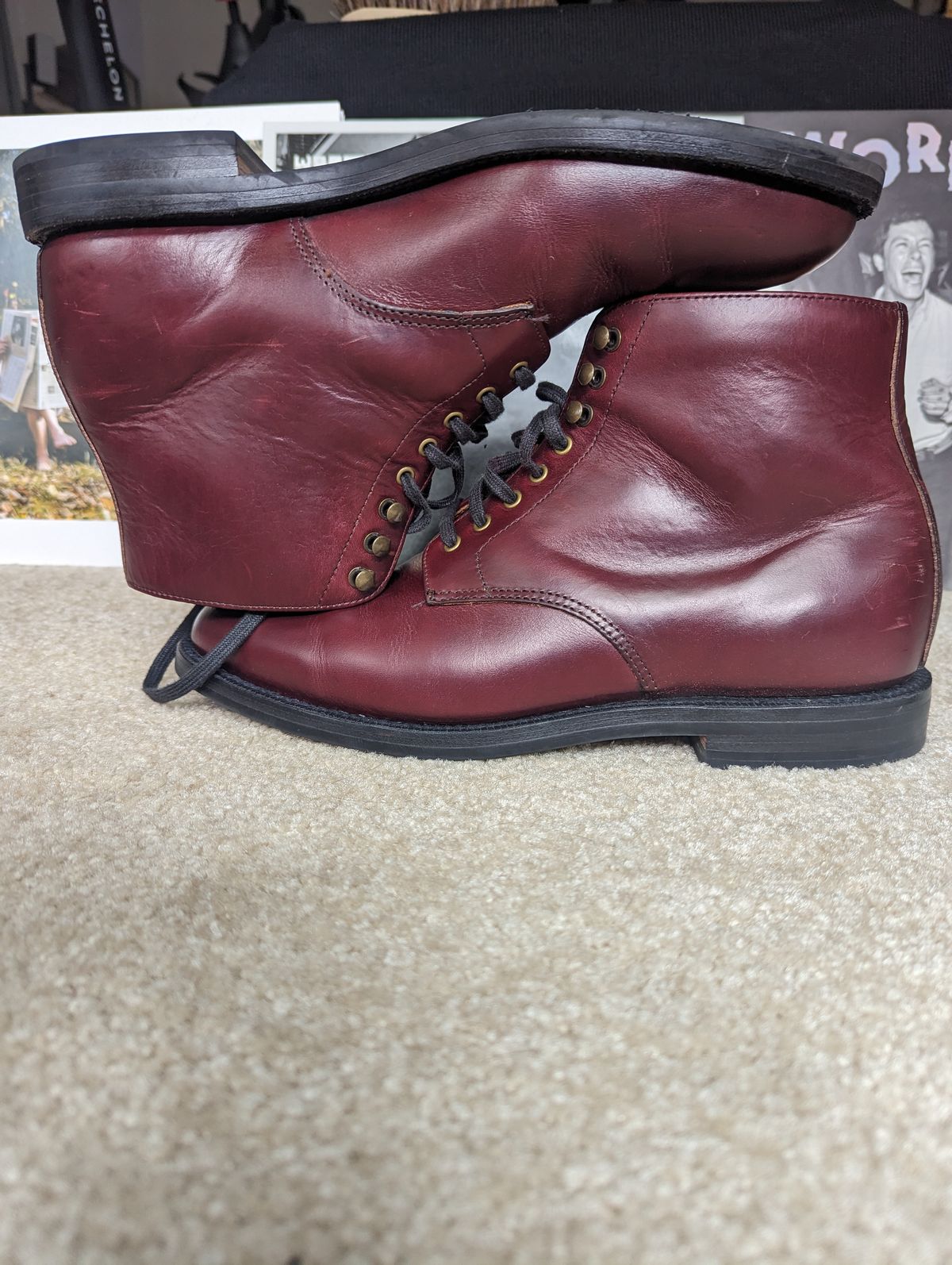 Photo by unlegends on January 2, 2023 of the Grant Stone Edward Boot in Horween Color 8 Chromexcel.
