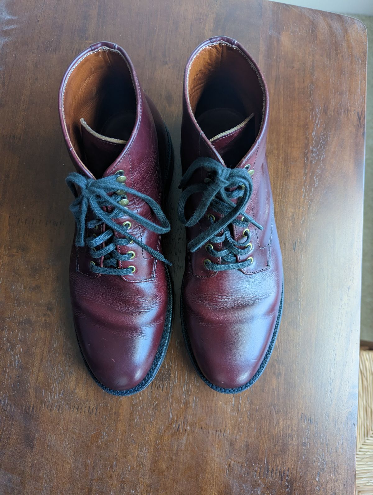 Photo by unlegends on April 2, 2023 of the Grant Stone Edward Boot in Horween Color 8 Chromexcel.