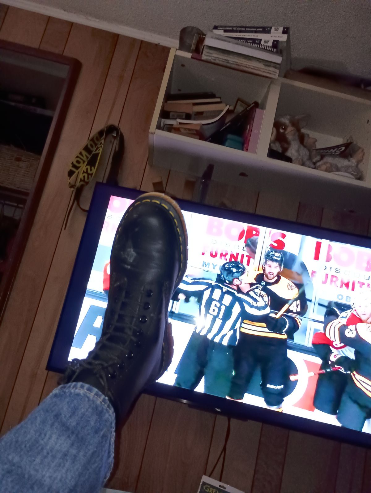 Photo by SidMc01 on October 1, 2024 of the Dr. Martens 1460 SR in Industrial Full Grain.