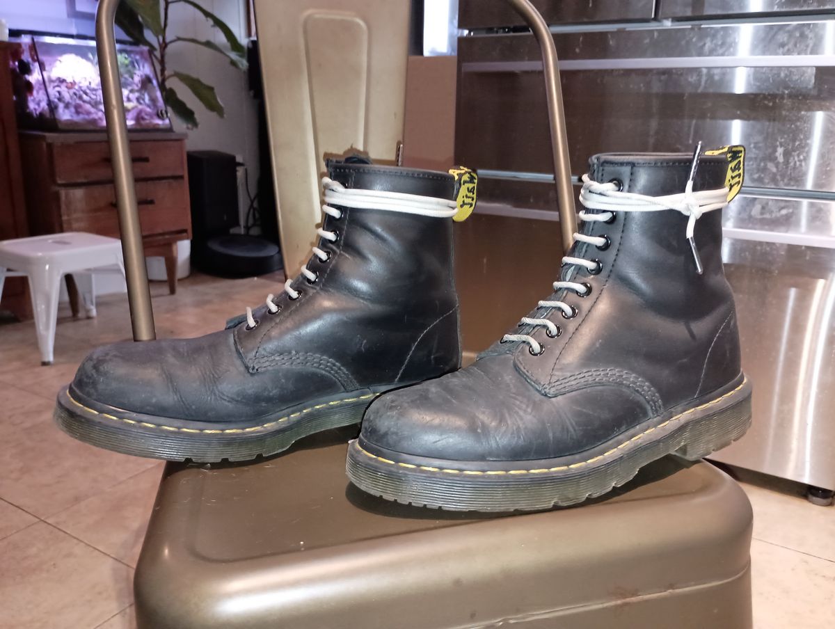 Photo by SidMc01 on January 5, 2025 of the Dr. Martens 1460 SR in Industrial Full Grain.