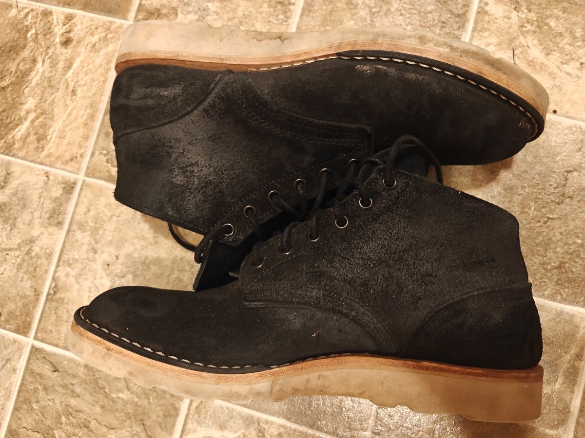 Photo by pancake_32 on November 4, 2025 of the Nicks Aldert Strider in Seidel MaxSupport Black Roughout.