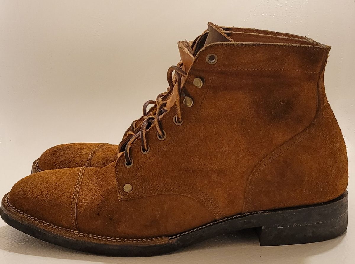 Photo by pancake_32 on November 5, 2022 of the Midas Service Boot in Indonesian Tan Roughout.