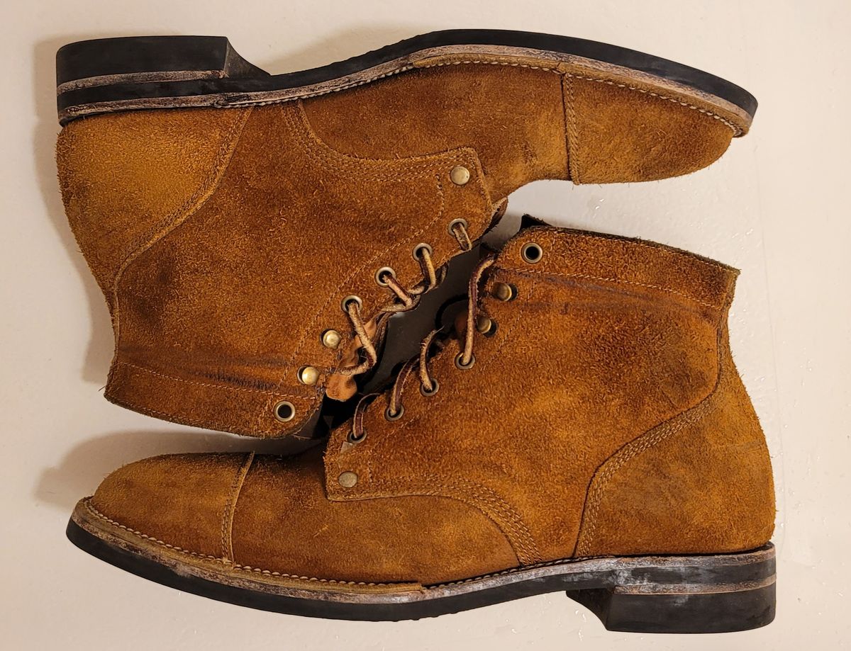 Photo by pancake_32 on February 6, 2023 of the Midas Service Boot in Indonesian Tan Roughout.
